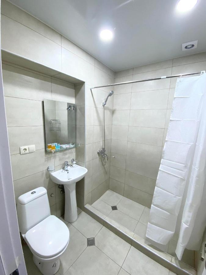 Room 27 In Koutaïssi Extérieur photo