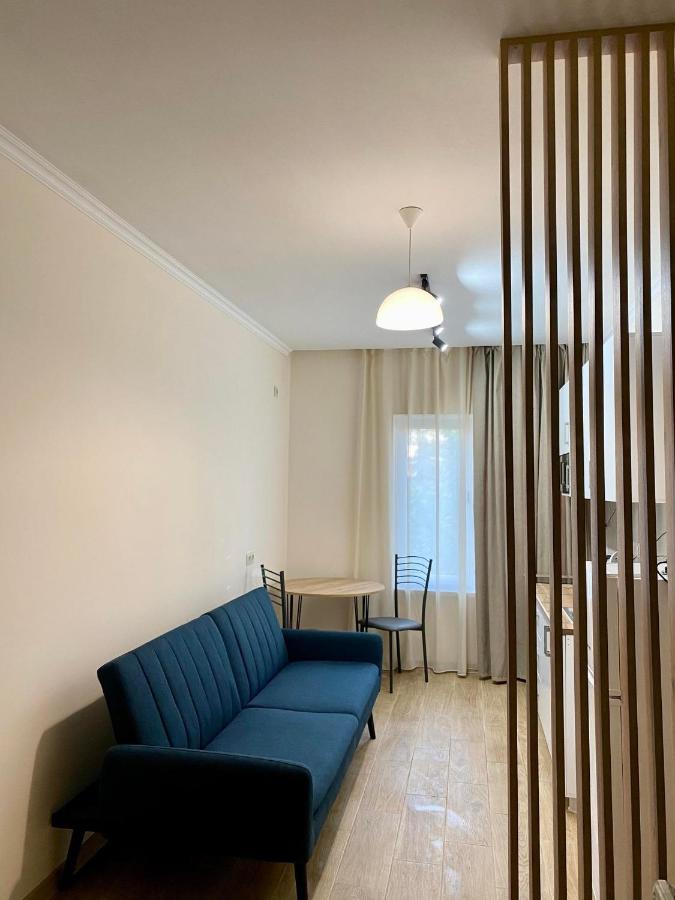 Room 27 In Koutaïssi Extérieur photo
