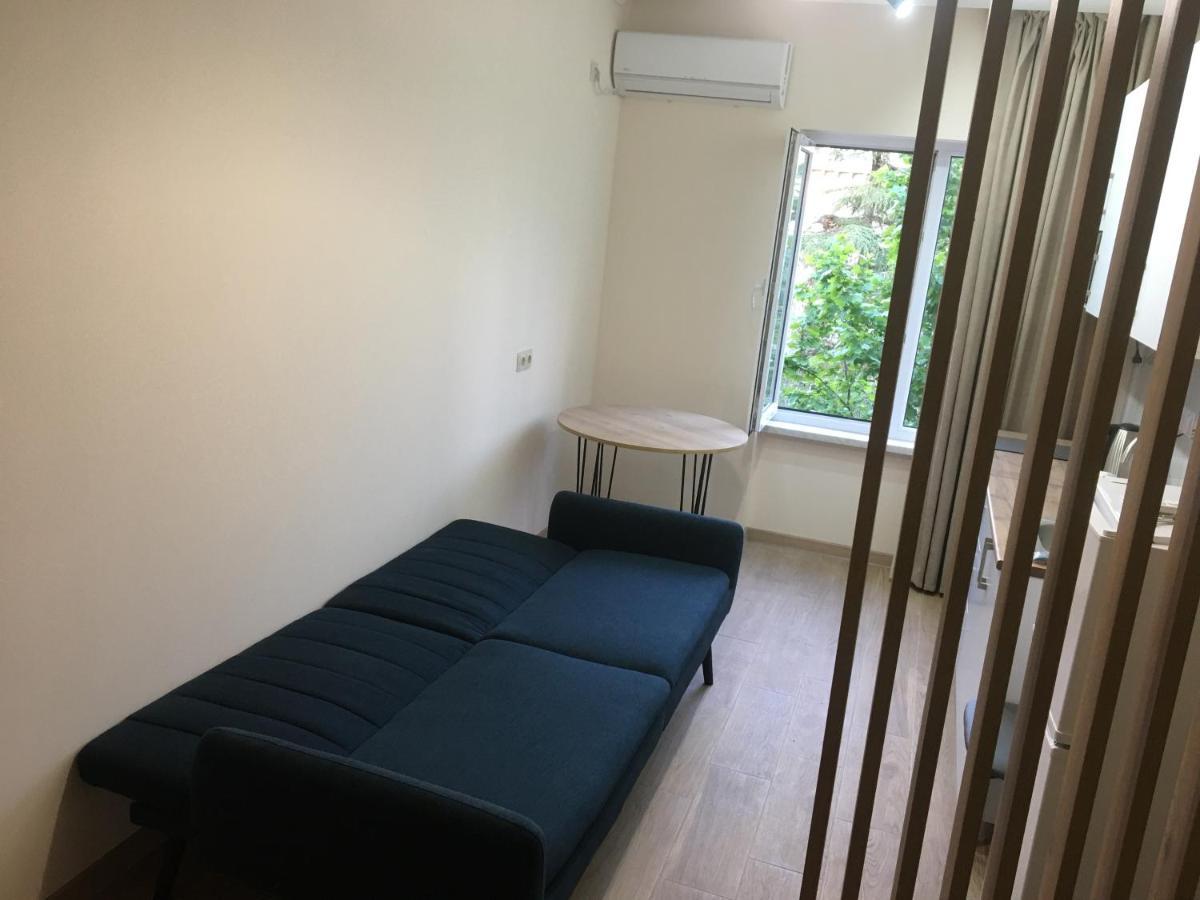 Room 27 In Koutaïssi Extérieur photo
